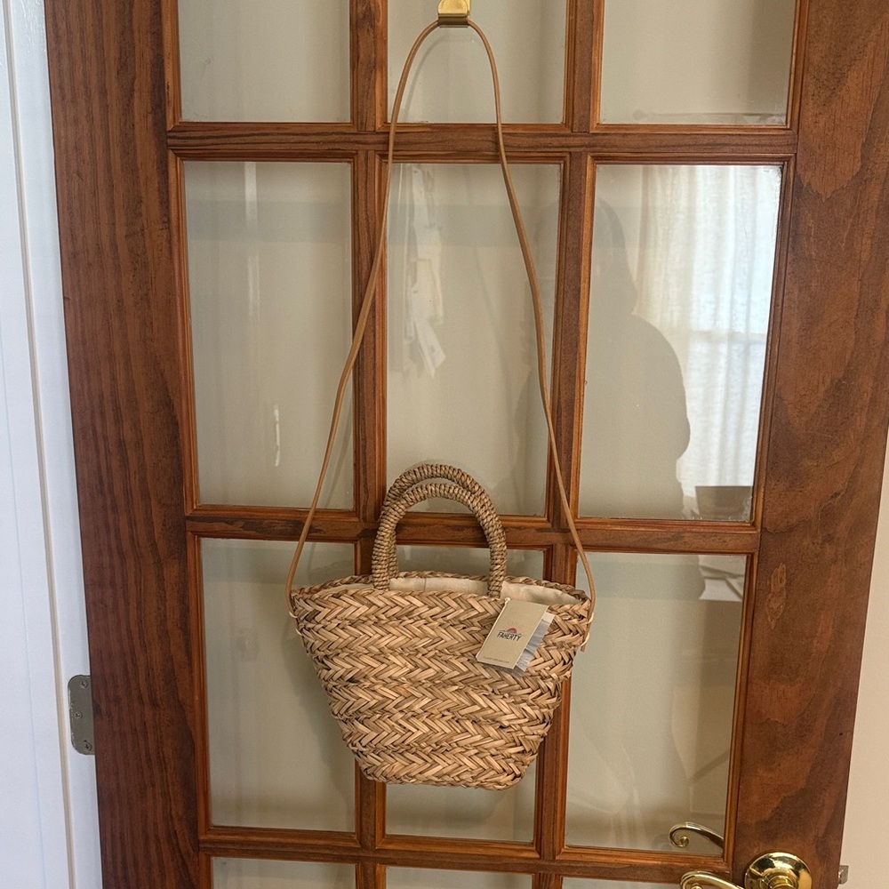 Faherty Natural Woven Shoulder Bag